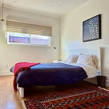 Venice Beach Bungalow-2